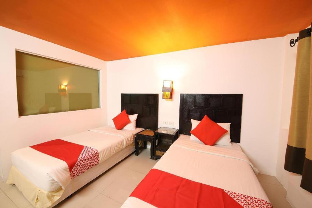 Patong Station House Hotel Ngoại thất bức ảnh